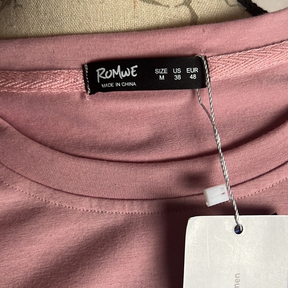 Back to the Nature Pink T-Shirt Medium Unisex Brand New with Tags - Picture 5 of 5